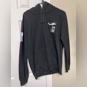 Men’s Nine Line Sweatshirt
